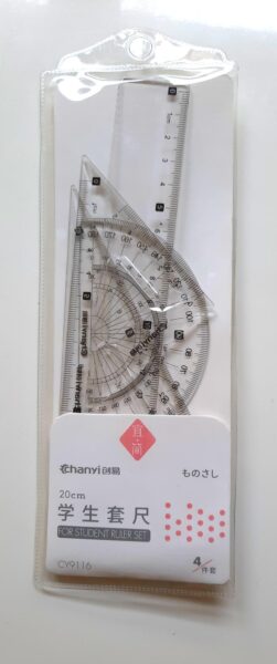 Pravítko školní sada 20 cm/4 ks Pravítko školní sada 20 cm/4 ks Sada pravítek na blistru