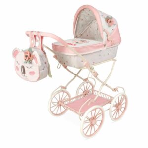 Skládací kočárek pro panenky s batůžkem KOALA  - 81 cm Skládací kočárek pro panenky s batůžkem KOALA 2025 – 81 cm je součástí úspěšné stejnojmenné kolekce z roku 2024. Kolekce KOALA je jemná a něžná