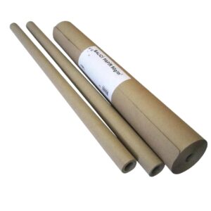Balicí papír role šedý 90gr 70cm/5m Balicí papír je vhodný k balení zásilek a pro spotřební využití. Gramáž 90g/m2 zajišťuje dostatečnou pevnost a ochranu balených předmětů. Praktický návin 5 metrů poskytuje dostatek materiálu pro balení různých zásilek. Šířka 70 cm umožňuje pohodlné balení předmětů různých velikostí. Univerzální řešení pro domácí i komerční použití při balení a expedici zboží.