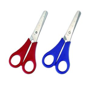 Nůžky dětské Concorde kulaté 13cm Lehké a bezpečné školní nůžky s délkou 13 cm jsou ideálním pomocníkem pro každého žáka. Díky integrovanému měřítku přímo na kovové čepeli je stříhání přesnější a jednodušší.