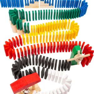 Dřevěná domino dráha V této dřevěné barevné domino dráze se z obyčejných dílků stává velká zábava! Sada obsahuje 490 dílků