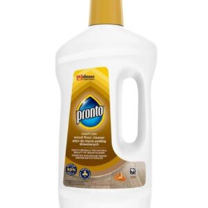 Pronto mýdlový čistič na dřevo 750ml Pronto mýdlový čistič je speciální prostředek pro šetrný úklid a péči o dřevěné podlahy. Díky jedinečné receptuře obsahující mýdlové složky podlahy nejen čistí